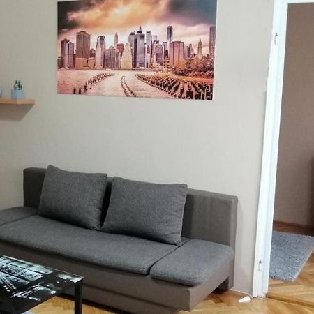 Startpont Apartman Pécs Kültér fotó